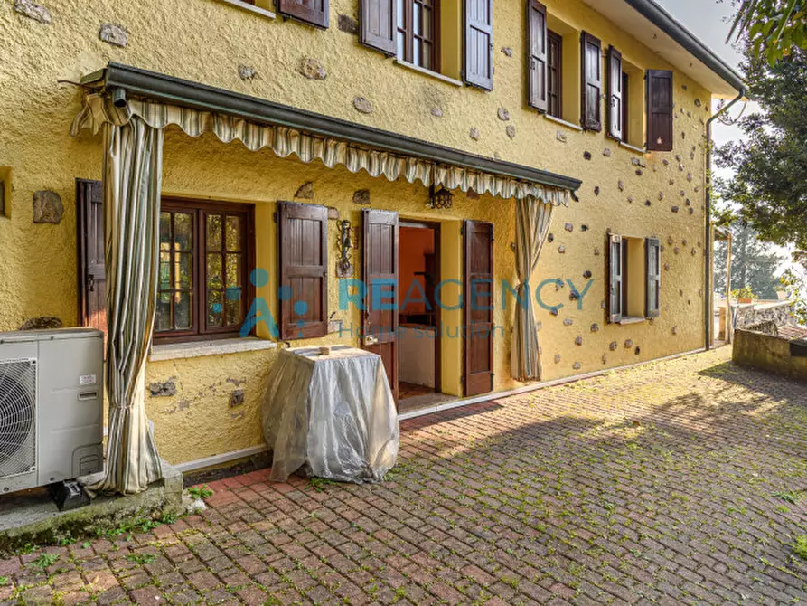 Immagine 15 di Casa indipendente in vendita  in via dalle ore a Trissino