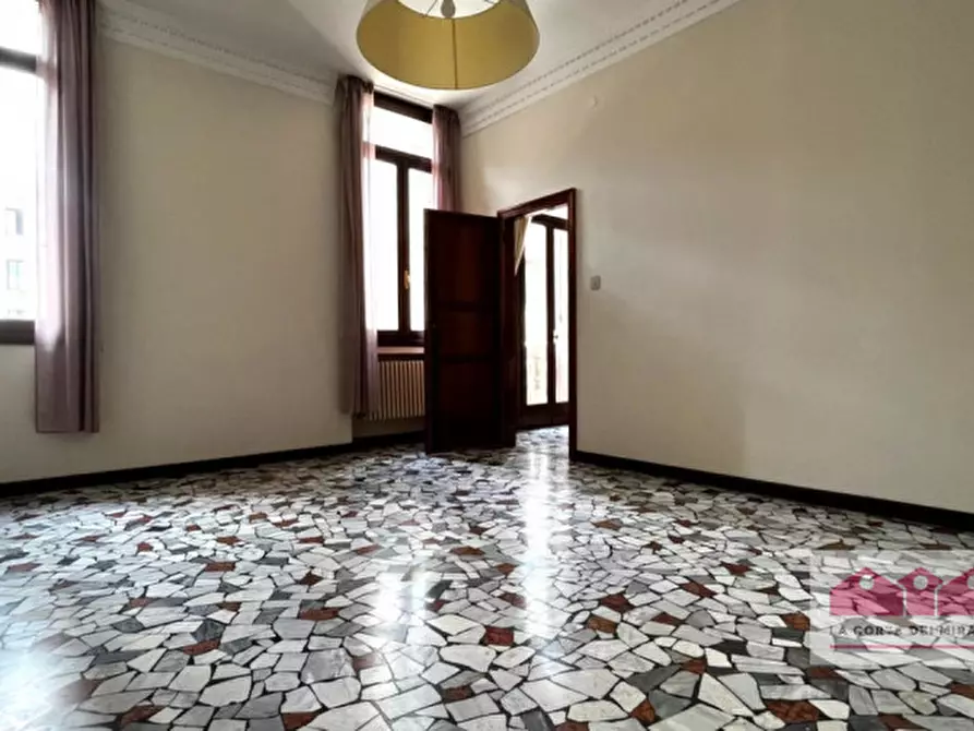 Immagine 4 di Appartamento in affitto  in Piazza delle Erbe a Vicenza