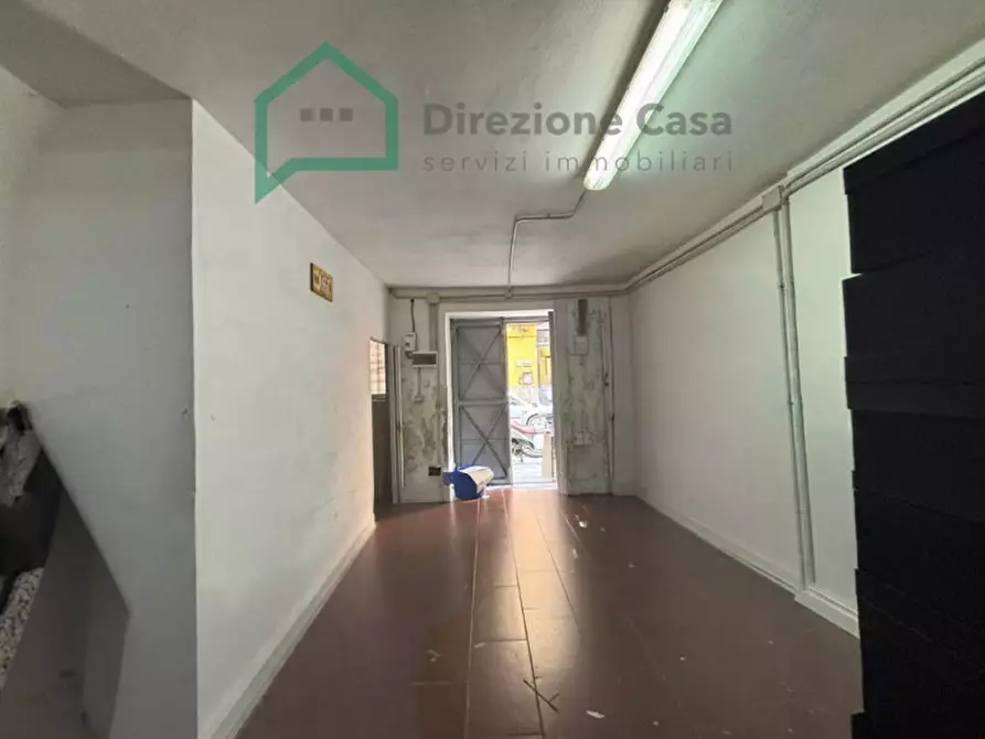 Immagine 7 di Negozio in vendita  in VIA ANDREA CANTELMO,23 a Napoli
