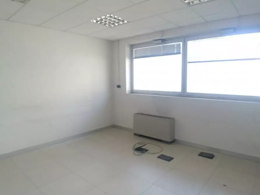Immagine 23 di Ufficio in affitto  in VIA TRAIANO MARCO ULPIO a Milano