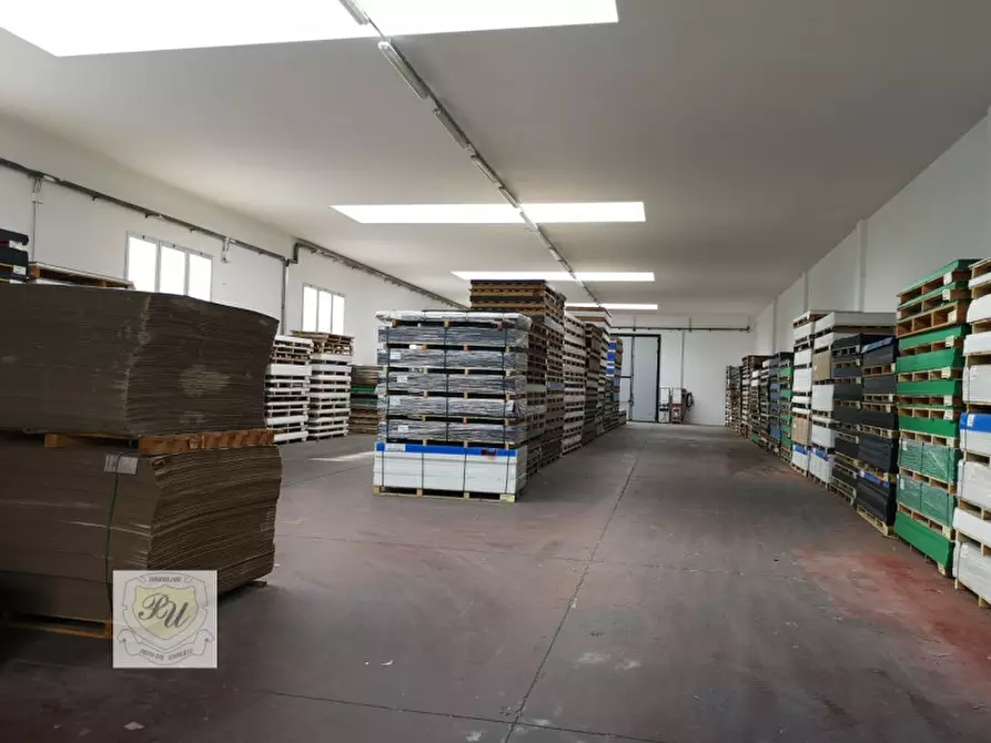 Immagine 6 di Capannone industriale in affitto  in Via Delle Industrie a Sant'elena
