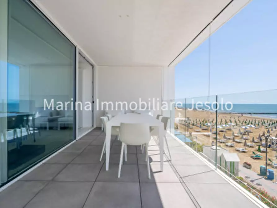 Immagine 1 di Appartamento in vendita  in XI ACCESSO AL MARE a Jesolo