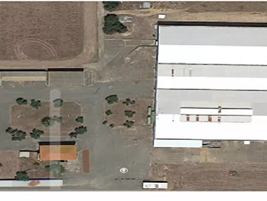 Immagine 2 di Terreno in vendita  a Uta