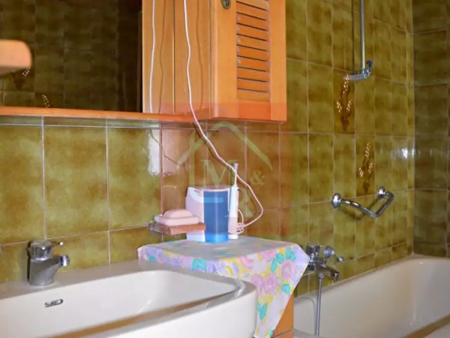 Immagine 20 di Attività commerciale in vendita  a Grado