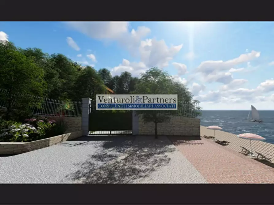 Immagine 2 di Villa in vendita  in via tito speri a Padenghe Sul Garda