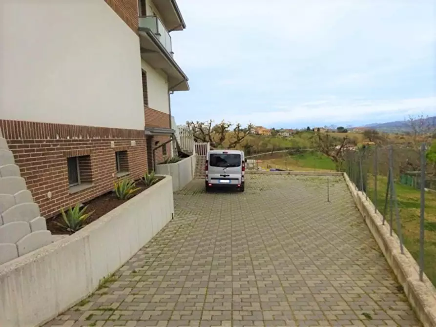 Immagine 4 di Villa in vendita  in Via Santa Caterina a Filottrano