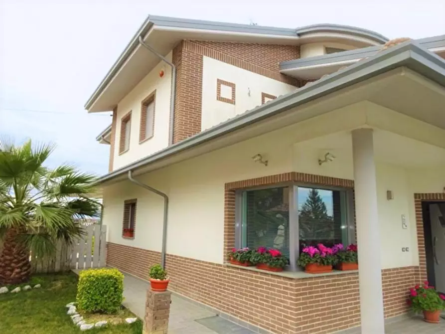 Immagine 6 di Villa in vendita  in Via Santa Caterina a Filottrano