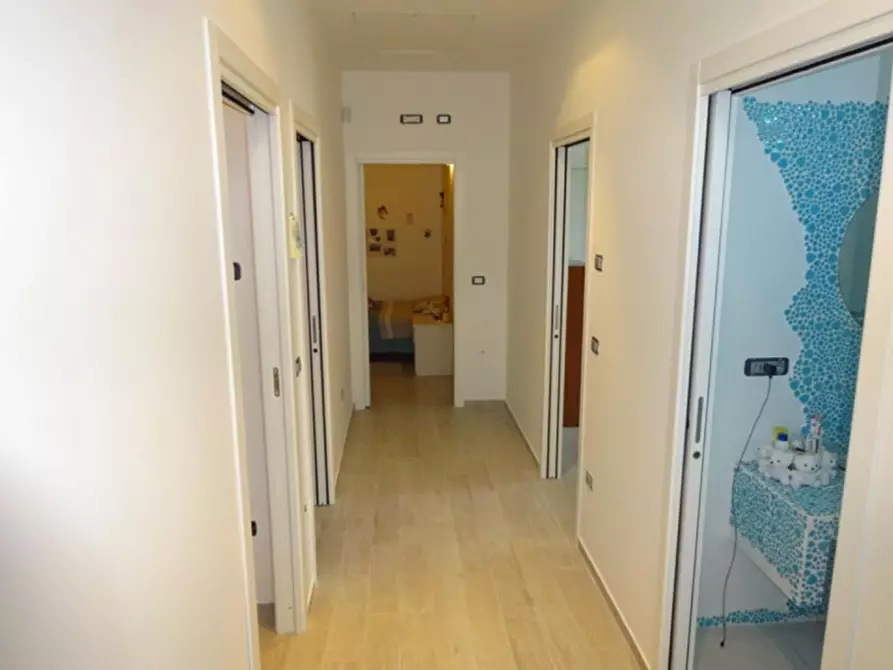 Immagine 8 di Villa in vendita  in Via Santa Caterina a Filottrano