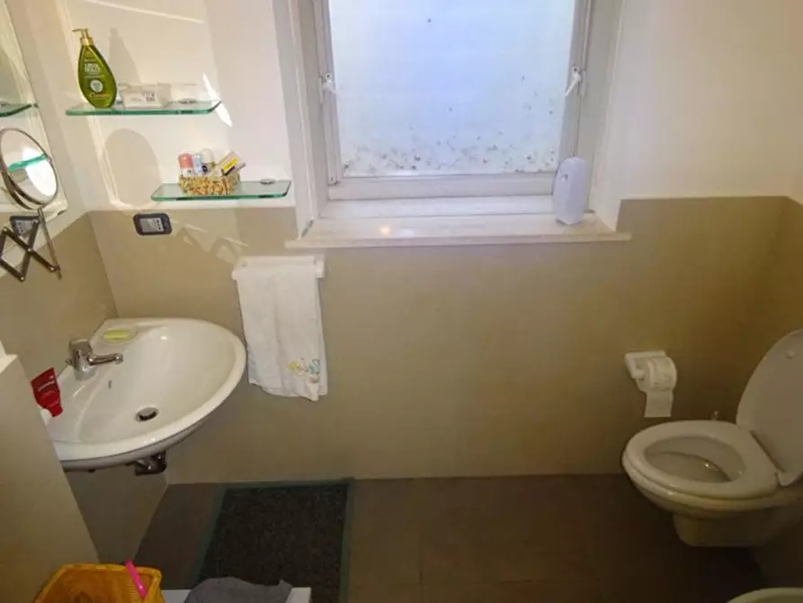 Immagine 19 di Villa in vendita  in Via Santa Caterina a Filottrano