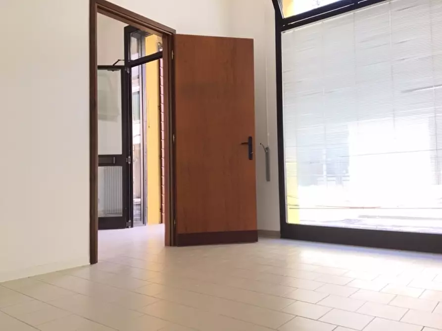 Immagine 2 di Ufficio in affitto  a Badia Polesine