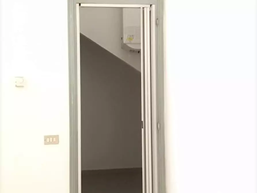 Immagine 5 di Ufficio in affitto  a Badia Polesine