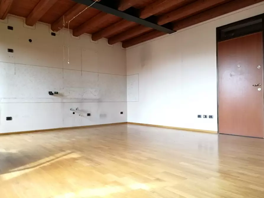 Immagine 4 di Appartamento in vendita  a Badia Polesine