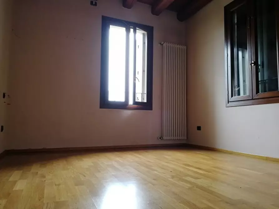 Immagine 5 di Appartamento in vendita  a Badia Polesine