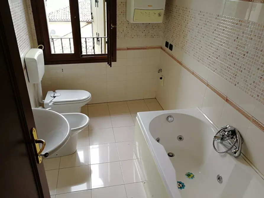 Immagine 6 di Appartamento in vendita  a Badia Polesine