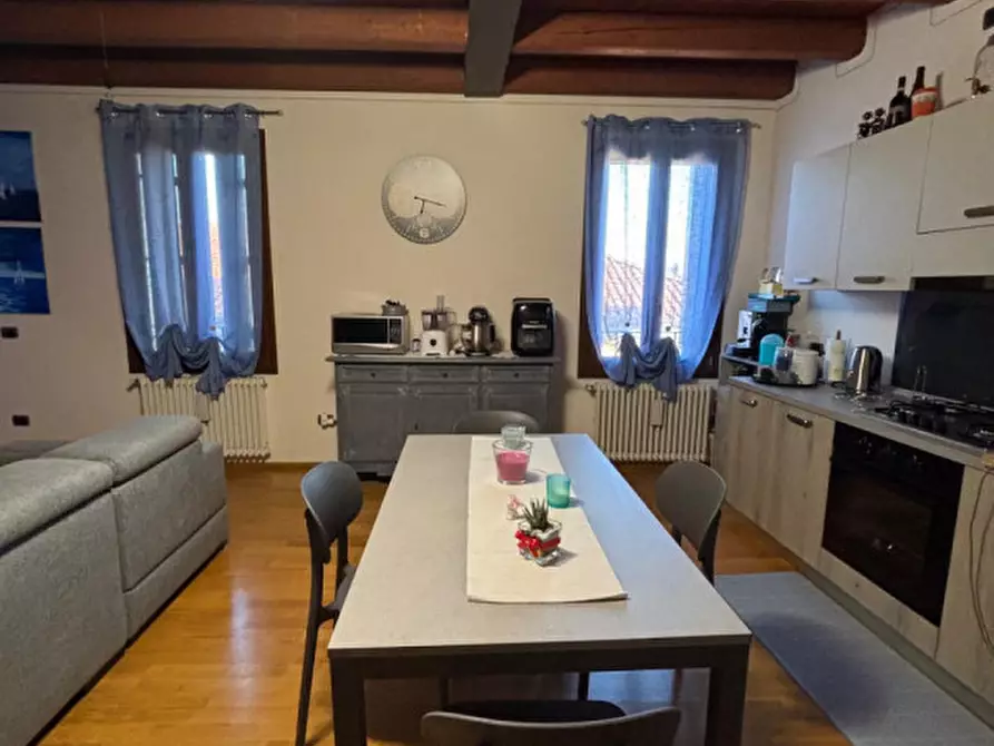 Immagine 13 di Appartamento in vendita  a Badia Polesine