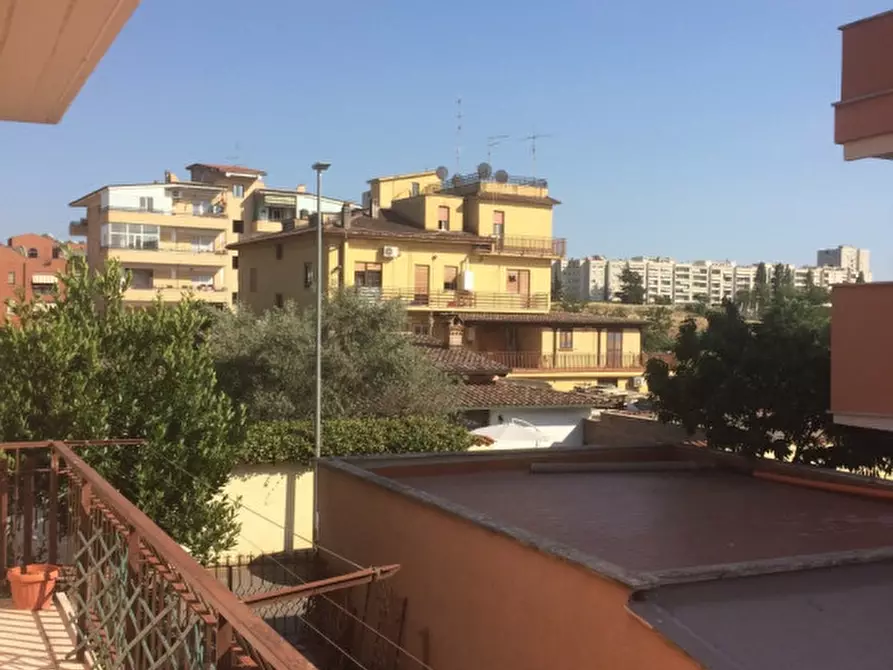 Immagine 9 di Appartamento in vendita  a Roma