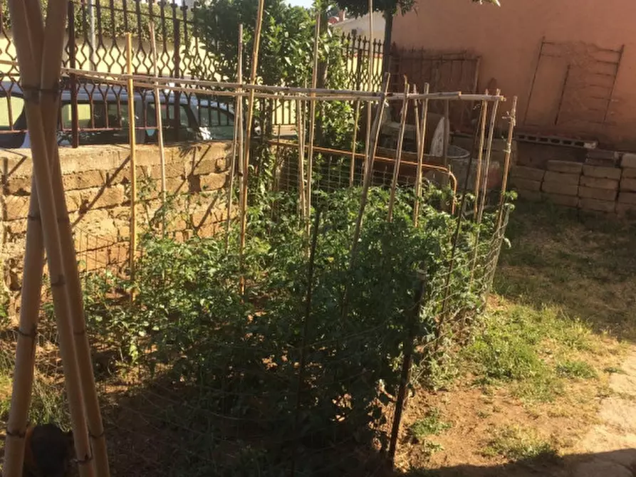 Immagine 10 di Appartamento in vendita  a Roma