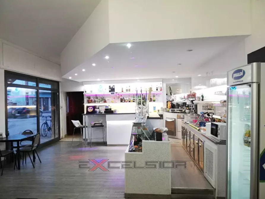 Immagine 1 di Negozio in affitto  in Via G. Matteotti, 20 bis a Cavarzere