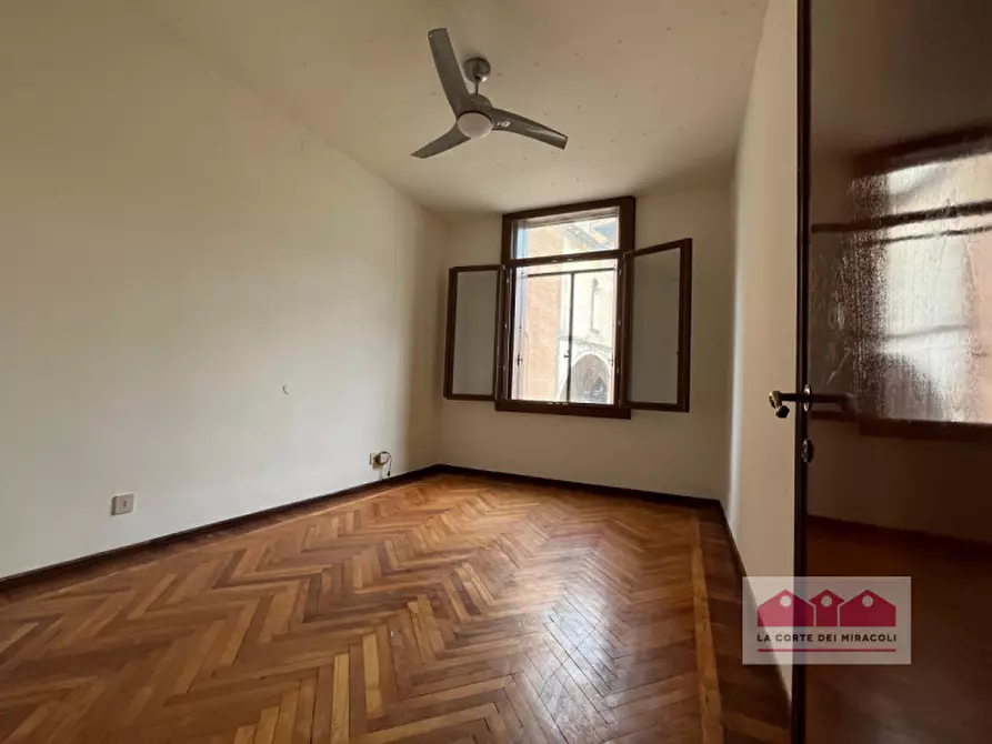 Immagine 4 di Appartamento in affitto  in piazza delle erbe 19 a Vicenza