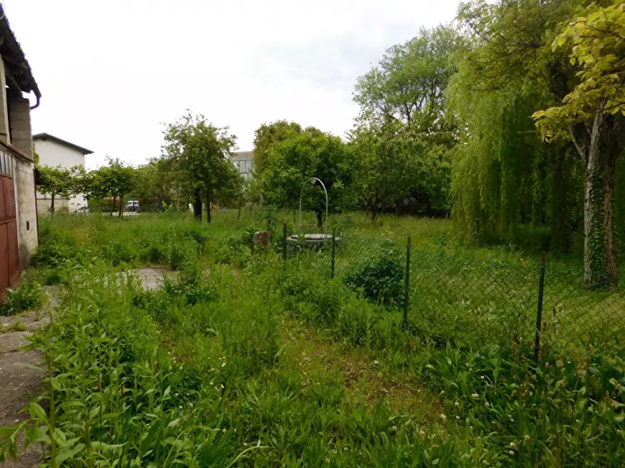 Immagine 3 di Rustico / casale in vendita  in via della stazione a Castegnero