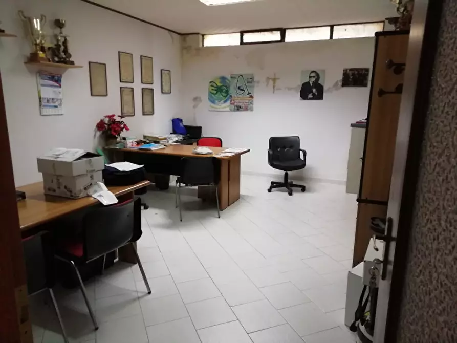 Immagine 7 di Magazzino in vendita  in piazza boris giuliano a San Filippo Del Mela