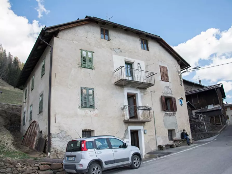 Immagine 1 di Appartamento in vendita  in Menas a Pellizzano