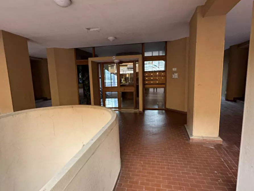 Immagine 7 di Appartamento in affitto  in elio lampridio cerva 90 a Roma