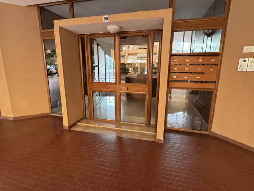 Immagine 9 di Appartamento in affitto  in elio lampridio cerva 90 a Roma