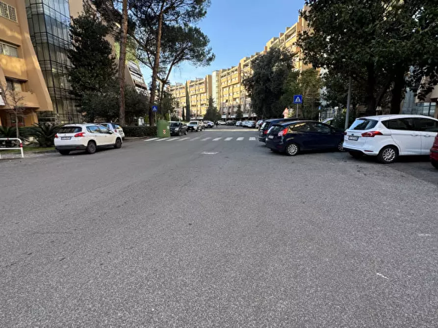 Immagine 14 di Appartamento in affitto  in elio lampridio cerva 90 a Roma