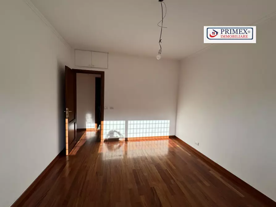 Immagine 45 di Appartamento in affitto  in elio lampridio cerva 90 a Roma