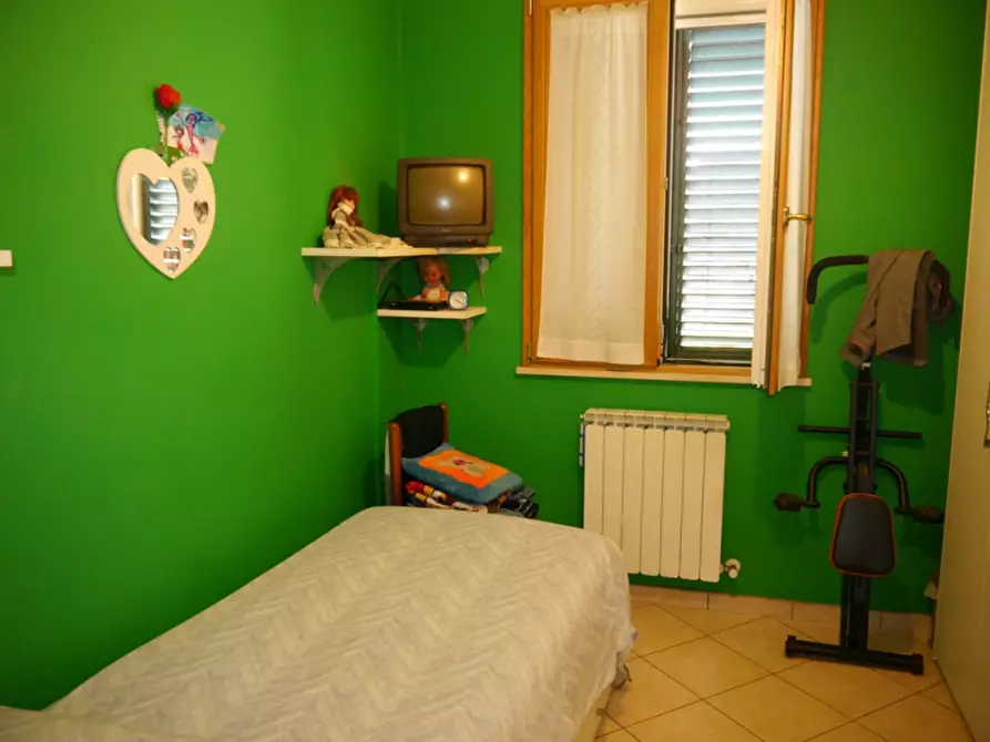 Immagine 8 di Casa indipendente in vendita  a Trecastelli