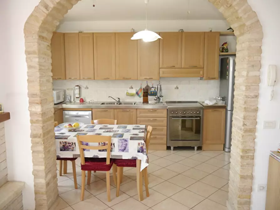 Immagine 17 di Casa indipendente in vendita  a Trecastelli