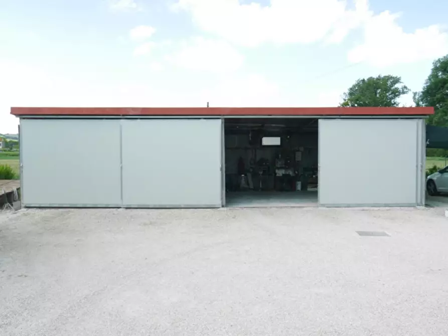 Immagine 25 di Casa indipendente in vendita  a Trecastelli