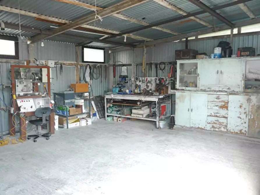 Immagine 28 di Casa indipendente in vendita  a Trecastelli