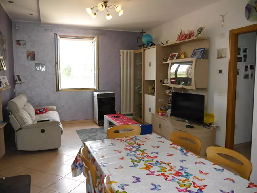 Immagine 36 di Casa indipendente in vendita  a Trecastelli