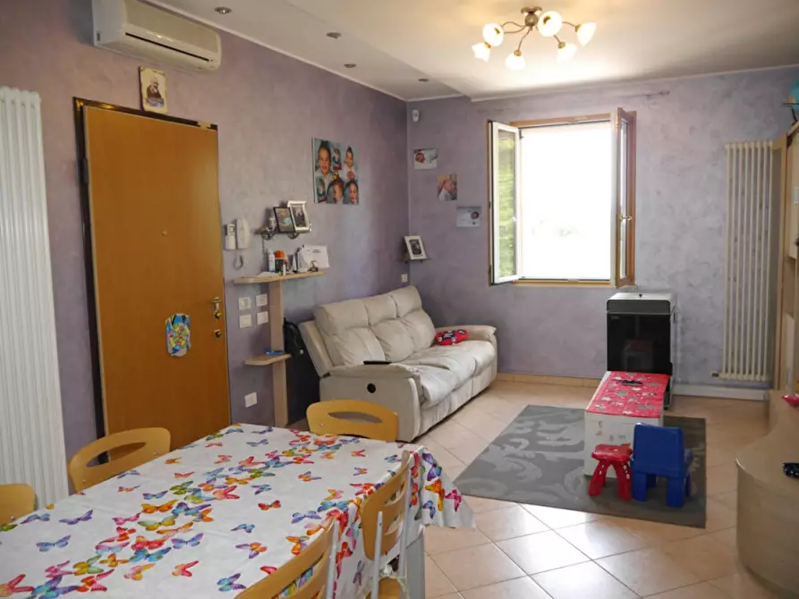 Immagine 38 di Casa indipendente in vendita  a Trecastelli