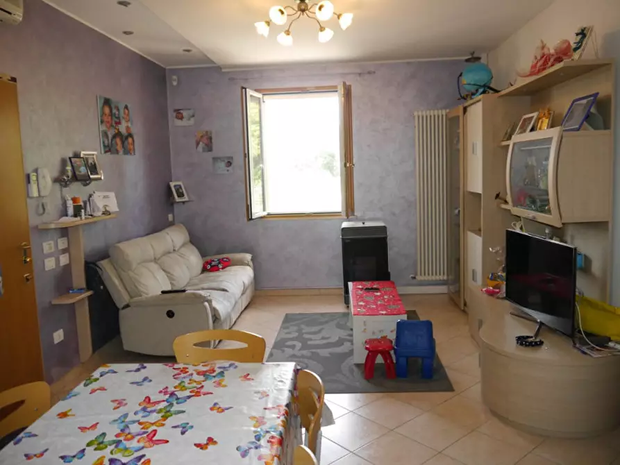 Immagine 39 di Casa indipendente in vendita  a Trecastelli