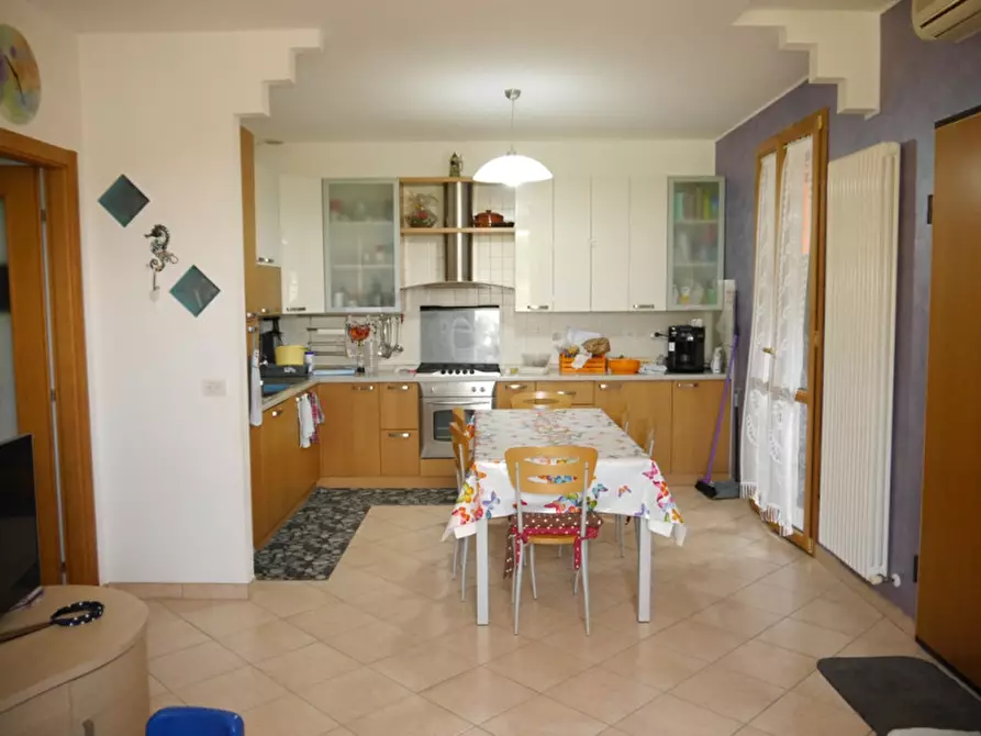 Immagine 40 di Casa indipendente in vendita  a Trecastelli