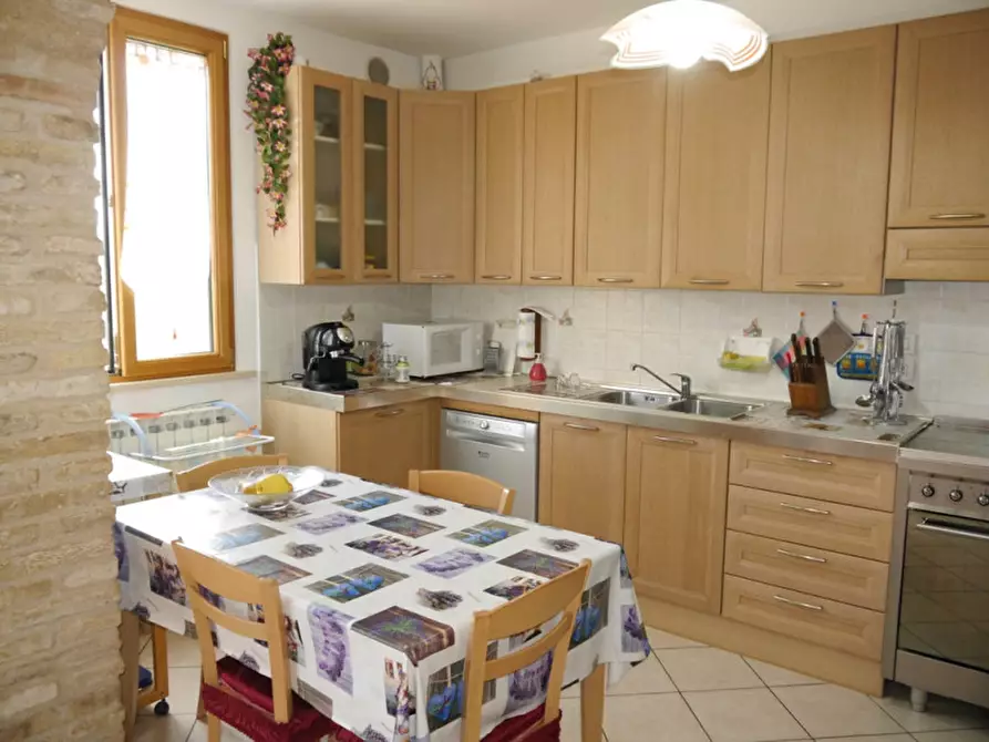 Immagine 42 di Casa indipendente in vendita  a Trecastelli