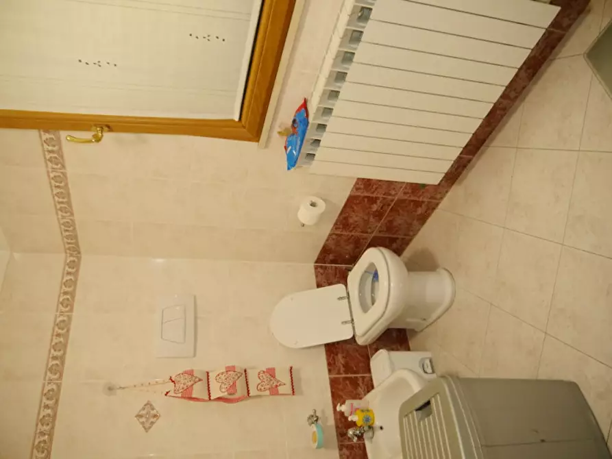 Immagine 48 di Casa indipendente in vendita  a Trecastelli