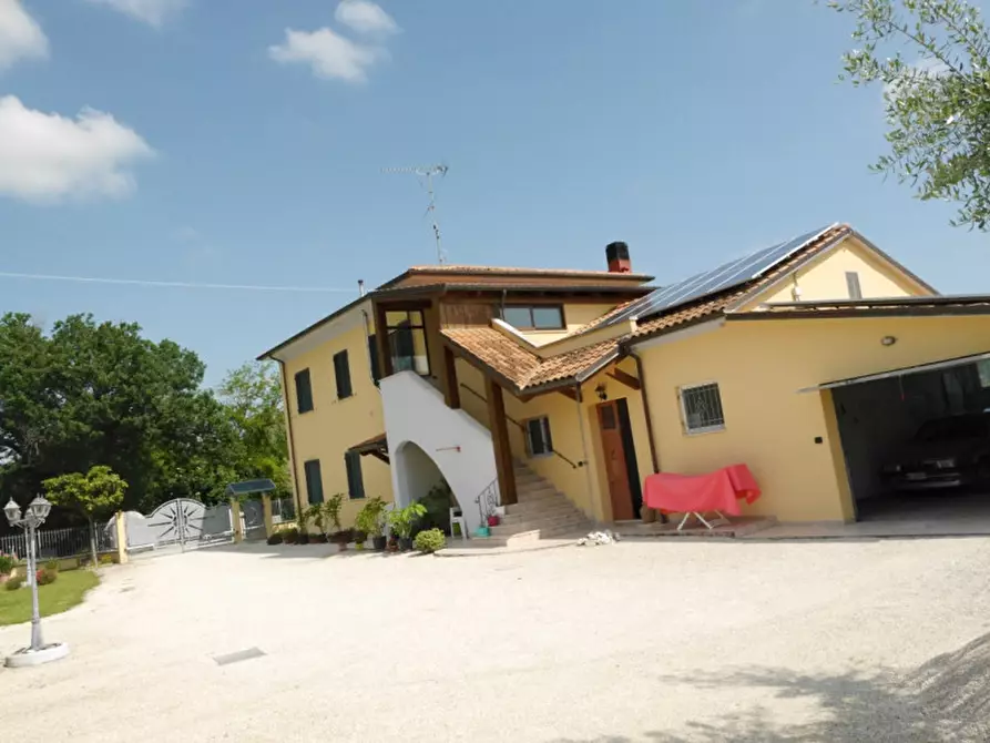Immagine 51 di Casa indipendente in vendita  a Trecastelli