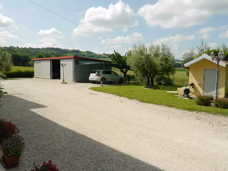 Immagine 56 di Casa indipendente in vendita  a Trecastelli