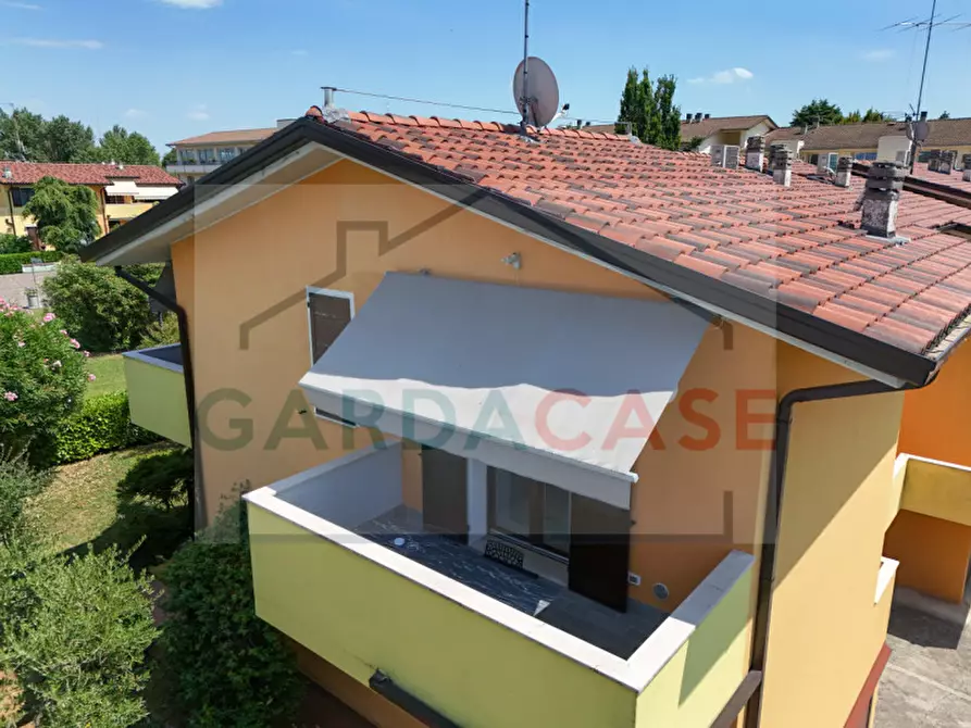 Immagine 8 di Appartamento in vendita  in Via Salvo D'Acquisto a Sirmione