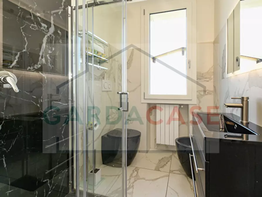 Immagine 26 di Appartamento in vendita  in Via Salvo D'Acquisto a Sirmione