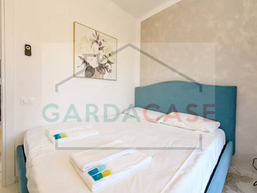 Immagine 30 di Appartamento in vendita  in Via Salvo D'Acquisto a Sirmione