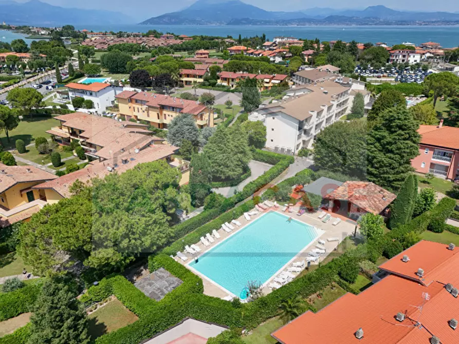 Immagine 34 di Appartamento in vendita  in Via Salvo D'Acquisto a Sirmione