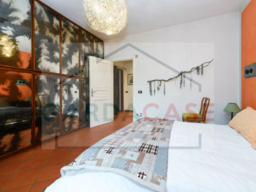 Immagine 15 di Villa in vendita  in via san martino della battaglia a Sirmione