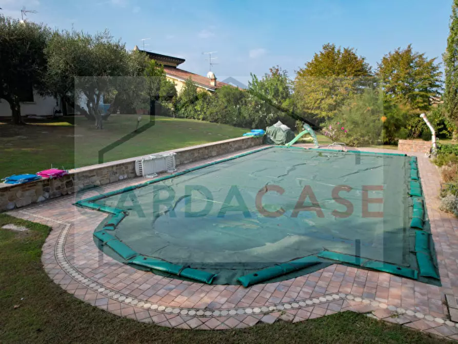 Immagine 31 di Villa in vendita  in via san martino della battaglia a Sirmione