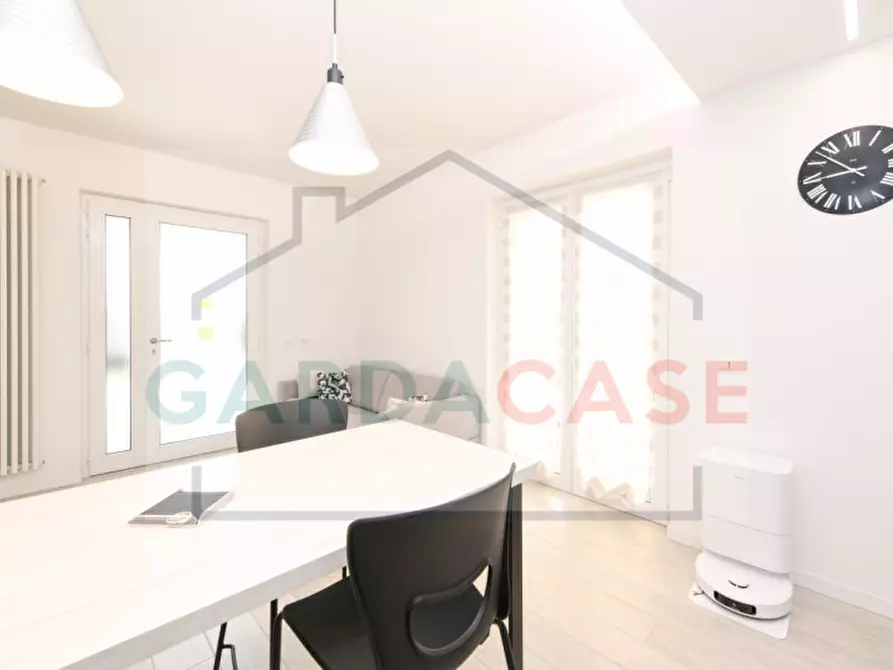 Immagine 6 di Appartamento in vendita  in Via Lazzarini a Sirmione