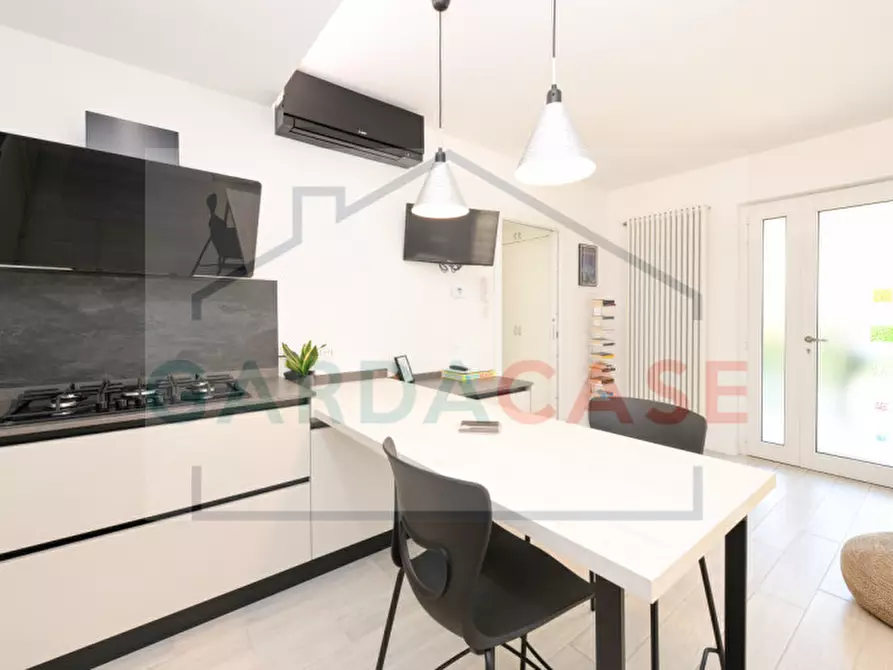 Immagine 9 di Appartamento in vendita  in Via Lazzarini a Sirmione